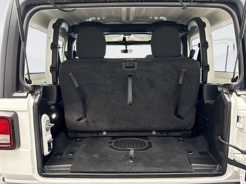 Used 2023 Jeep Wrangler Sport image 21