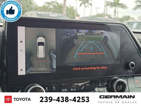 Used 2023 Toyota Highlander Limited FWD image 26