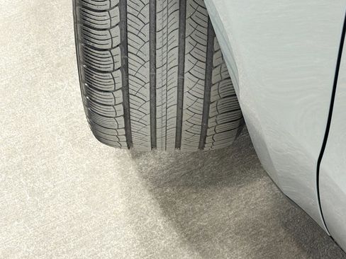 Certified 2022 Porsche Macan S image 43