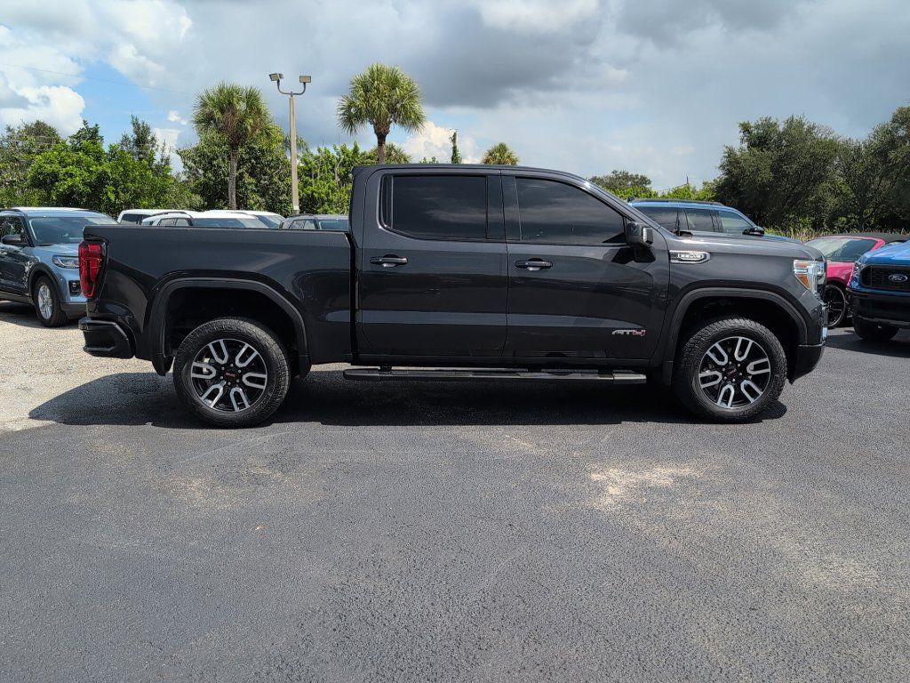 Used 2020 GMC Sierra 1500 AT4 w/ AT4 Premium Package AWD/4WD image 2