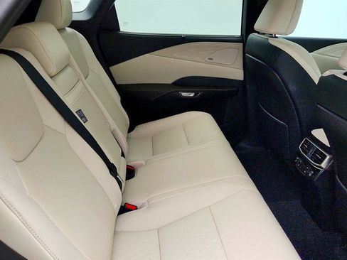 Used 2023 Lexus RX 350 w/ Accessory Package (K3) AWD/4WD image 21