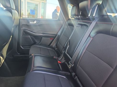 Used 2024 Ford Escape ST-Line image 19