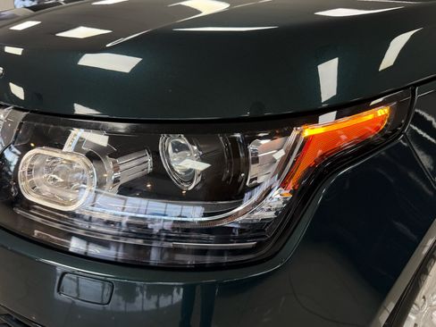 Used 2017 Land Rover Range Rover HSE image 26