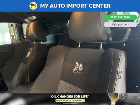 Used 2022 Dodge Challenger R/T Scat Pack w/ Driver Convenience Group image 11