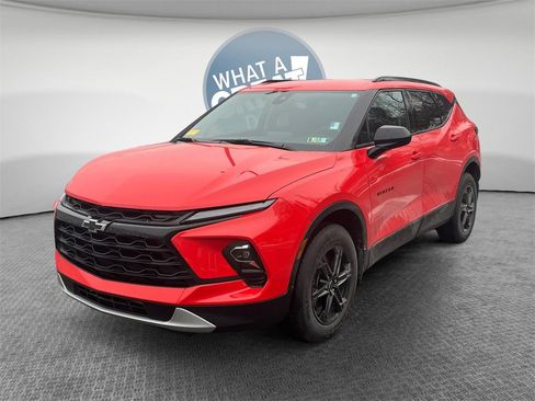 Used 2025 Chevrolet Blazer LT w/ Convenience Package image 8