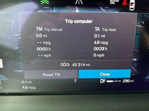 Used 2023 Volvo XC60 B5 Core AWD/4WD image 22
