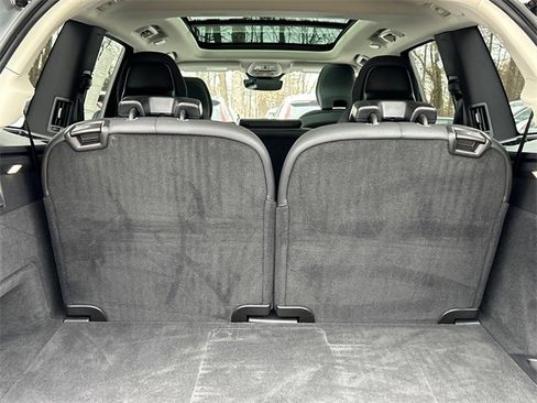 Used 2024 Volvo XC90 B6 Plus image 26
