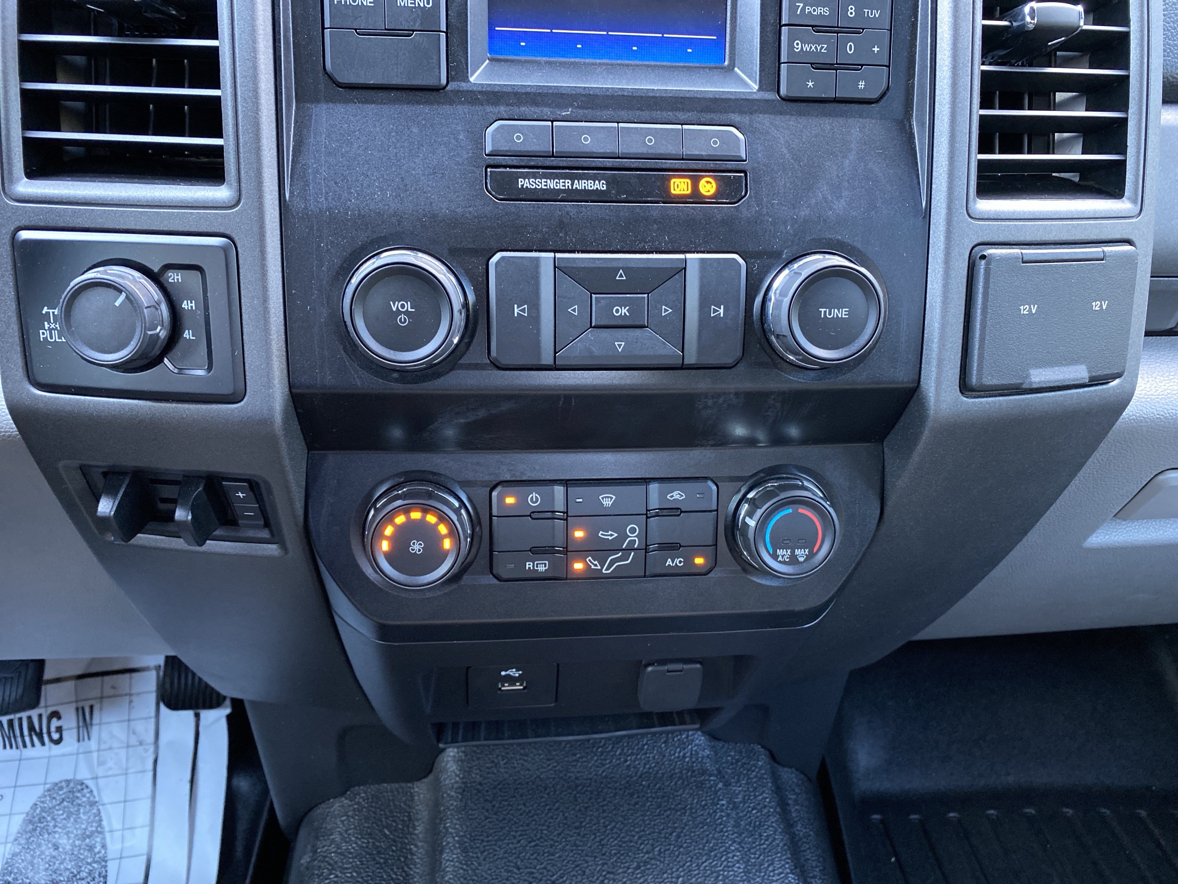 Used 2019 Ford F250 XL w/ STX Appearance Package AWD/4WD image 30