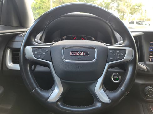 Used 2020 GMC Terrain SLE image 17