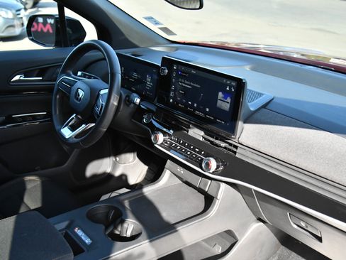 Used 2024 Honda Prologue EX image 47