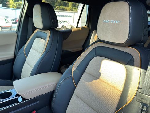 New 2026 Chevrolet Equinox ACTIV w/ Convenience Package III FWD image 25