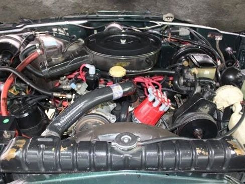 Used 1991 Jeep Grand Wagoneer image 30