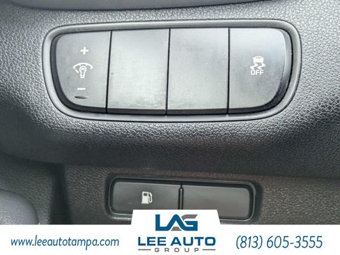 Used 2018 Kia Sorento AWD image 23
