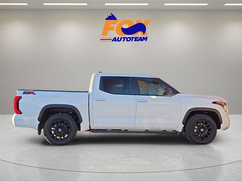 New 2026 Toyota Tundra SR5 image 6