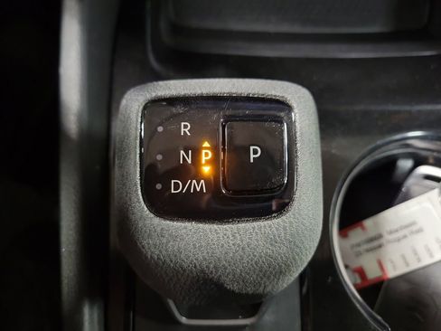 Used 2023 Nissan Rogue SV AWD/4WD image 17