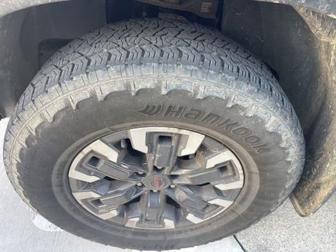 Used 2023 Nissan Frontier PRO-4X w/ Pro Convenience Package image 5