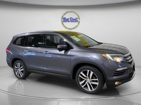Used 2016 Honda Pilot Touring image 7