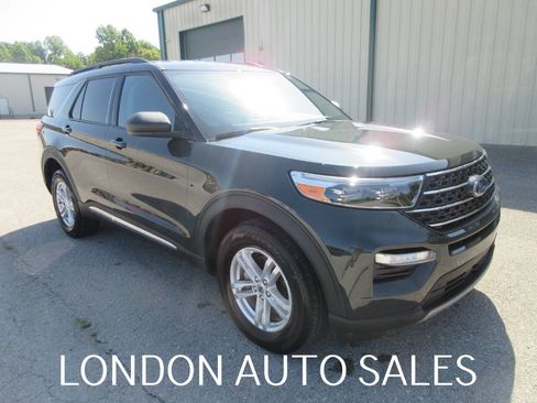 Used 2024 Ford Explorer XLT w/ Equipment Group 202A AWD/4WD image 8