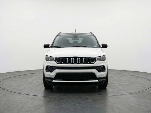 Used 2025 Jeep Compass Limited image 2