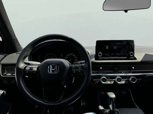 Used 2025 Honda Civic Sport image 35