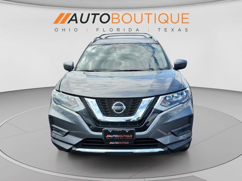 Used 2019 Nissan Rogue S w/ Special Edition Package FWD image 8