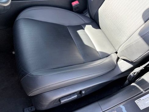 Used 2024 Honda Civic Touring image 10