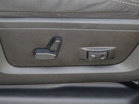 Used 2023 RAM 3500 Big Horn w/ Level 1 Equipment Group image 13