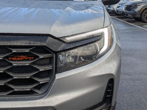 Certified 2023 Honda Passport TrailSport image 12