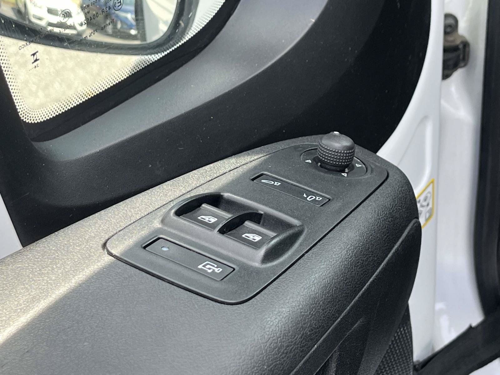 Used 2025 RAM ProMaster 2500 w/ Convenience Group FWD image 25