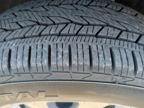 Certified 2025 Buick Enclave Preferred image 10