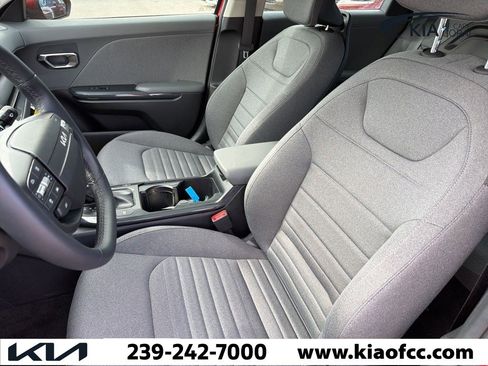 Certified 2025 Kia K4 EX image 3
