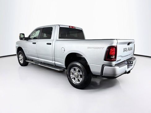 Used 2026 RAM 3500 Big Horn AWD/4WD image 9