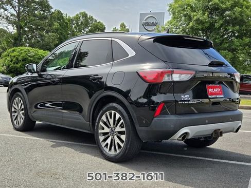Used 2020 Ford Escape Titanium AWD/4WD image 3