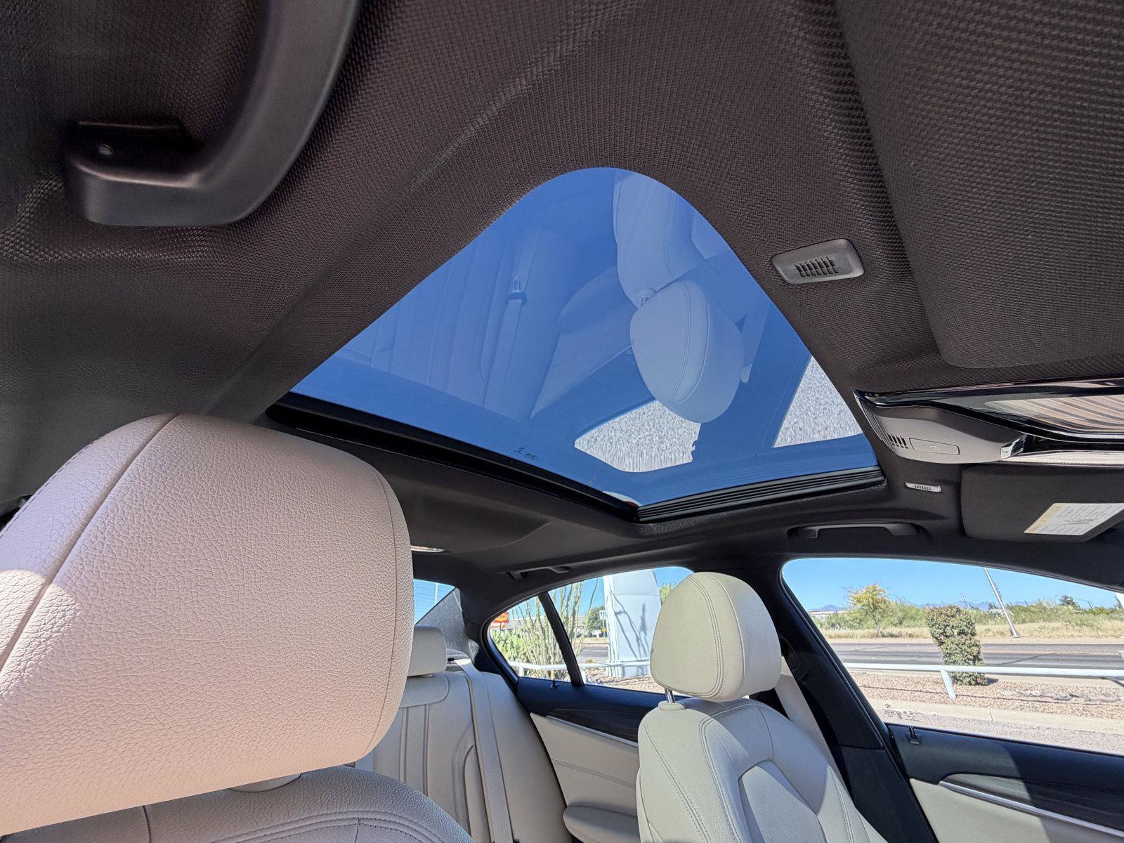 Used 2020 BMW 530i xDrive AWD/4WD image 29
