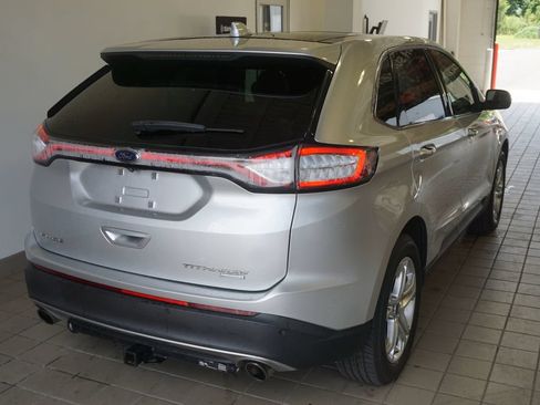 Used 2018 Ford Edge Titanium w/ Equipment Group 301A FWD image 17