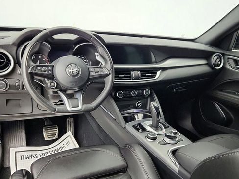 Used 2023 Alfa Romeo Stelvio Veloce image 51
