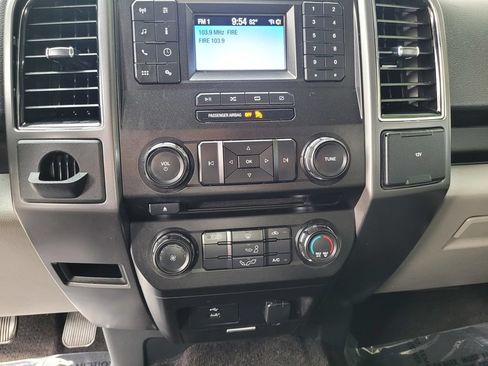 Used 2018 Ford F150 XLT RWD image 22