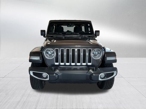 Used 2022 Jeep Wrangler Unlimited Sahara w/ LED Lighting Group AWD/4WD image 2