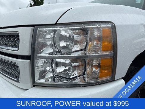 Used 2013 Chevrolet Silverado 1500 LTZ w/ Chrome Essentials Package AWD/4WD image 4
