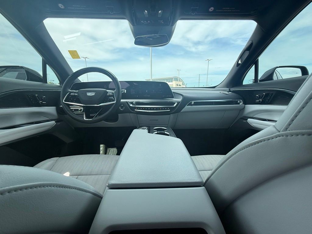 Certified 2024 Cadillac Lyriq Sport AWD/4WD image 25