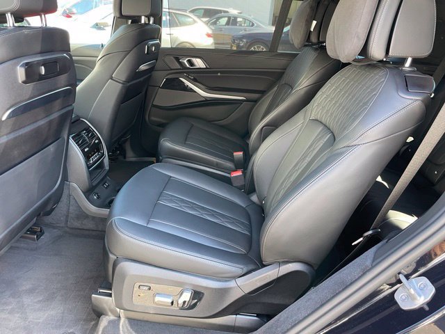 Used 2024 BMW X7 xDrive40i w/ Executive Package AWD/4WD image 7