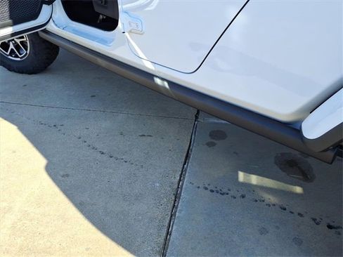 New 2025 Jeep Gladiator Rubicon image 20