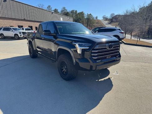 Used 2024 Toyota Tundra Limited image 7