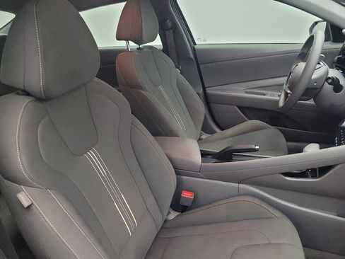 Used 2024 Hyundai Elantra SEL FWD image 21