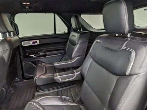 Certified 2022 Ford Explorer ST image 36