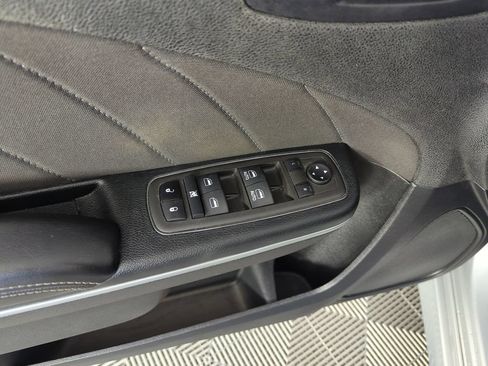 Used 2022 Dodge Charger GT RWD image 19