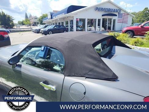 Used 2008 Pontiac Solstice Convertible w/ Preferred Package RWD image 4