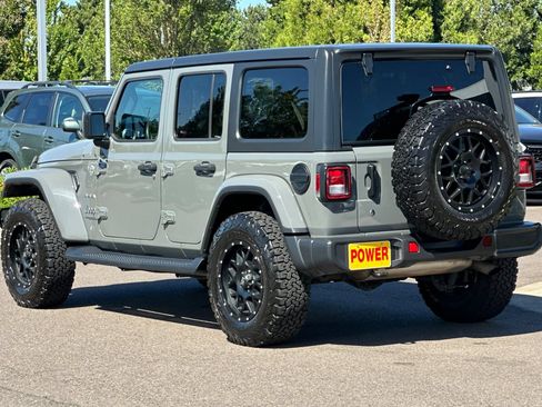 Used 2020 Jeep Wrangler Unlimited Sahara AWD/4WD image 6