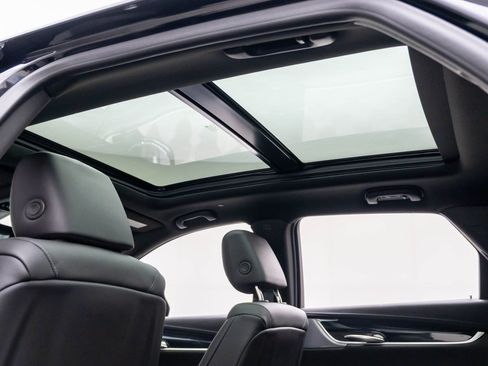 Certified 2024 Cadillac XT5 Premium Luxury AWD/4WD image 19