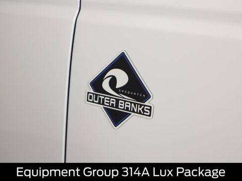 Used 2022 Ford Bronco Outer Banks w/ Sasquatch Package AWD/4WD image 17